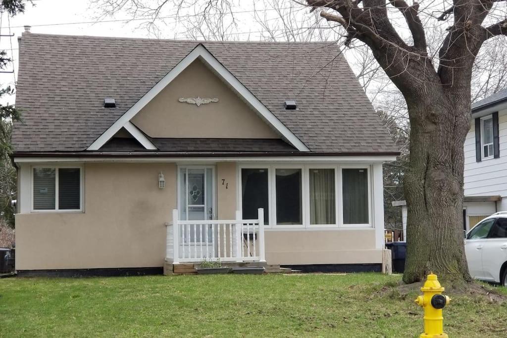 Spacious Mbr Near Kennedy Subway & Go Toronto Luaran gambar