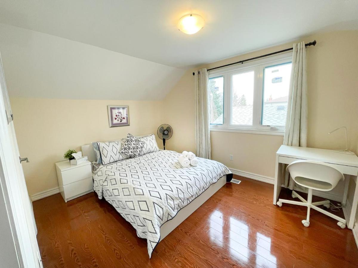 Spacious Mbr Near Kennedy Subway & Go Toronto Luaran gambar