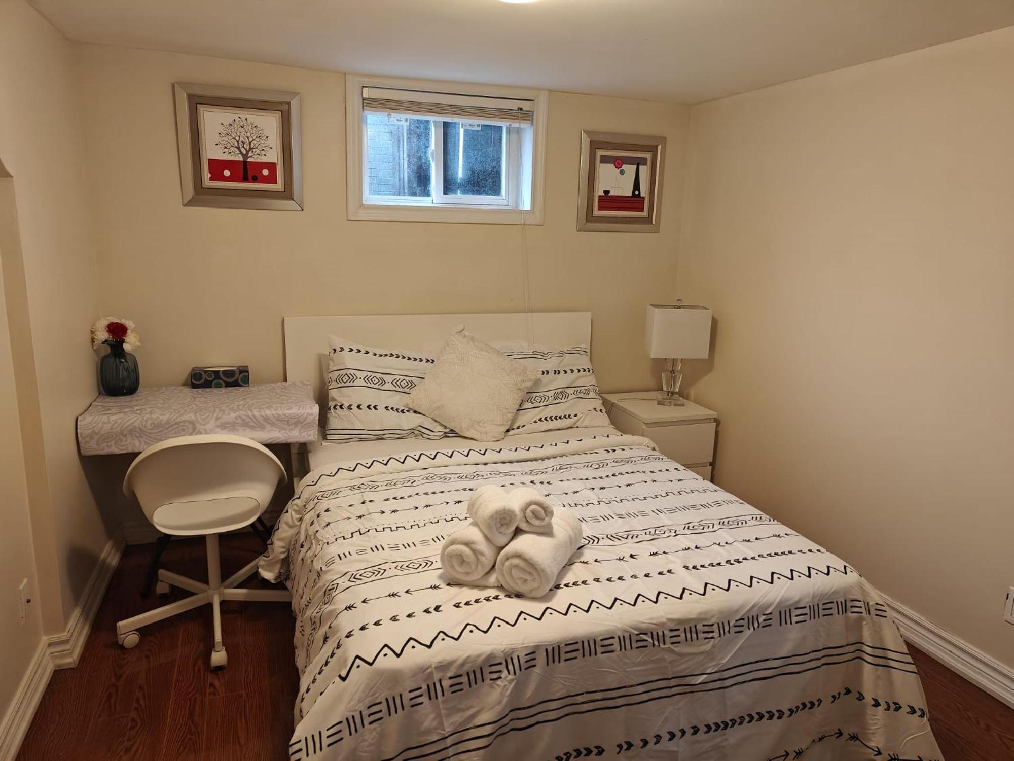 Spacious Mbr Near Kennedy Subway & Go Toronto Luaran gambar
