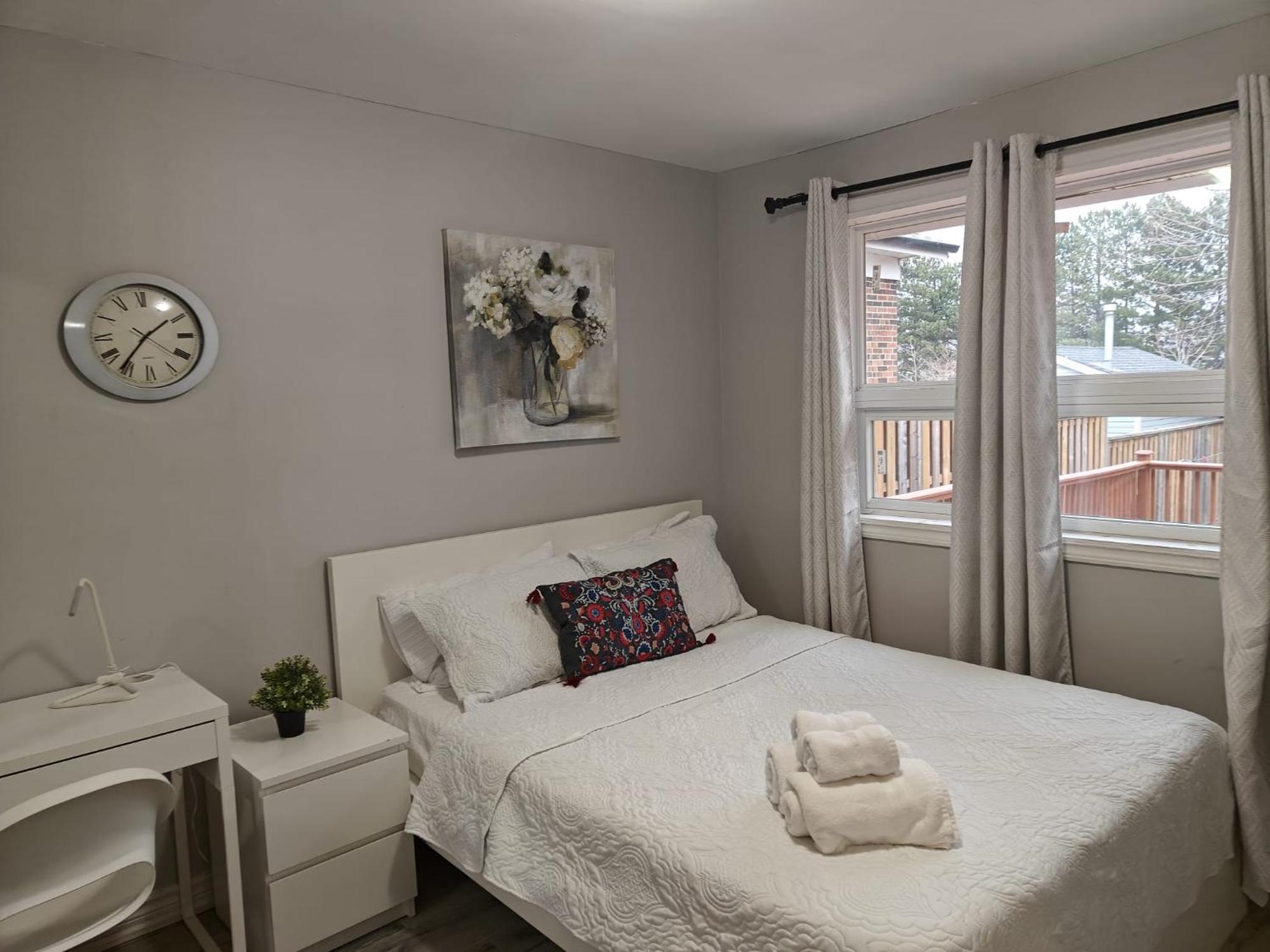 Spacious Mbr Near Kennedy Subway & Go Toronto Luaran gambar